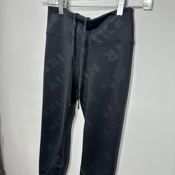 Nike Air 7/8 High Waist Running Tights in Black - Picture 4 of 8